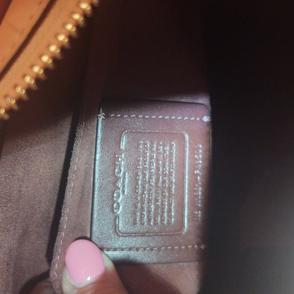 Coach dusty pink satchel with adjustable strap - Picture 5 of 12